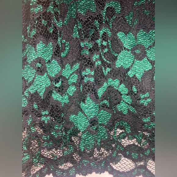 Green and Black Lace Dress - Picture 4 of 8